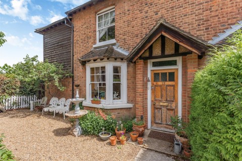 View Full Details for Brunswick Cottage, Doddington Court, Maidstone