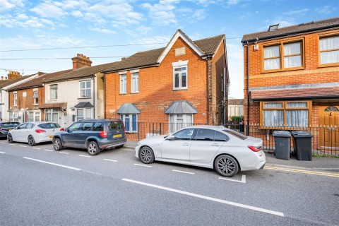 View Full Details for 107 Malling Road, Snodland