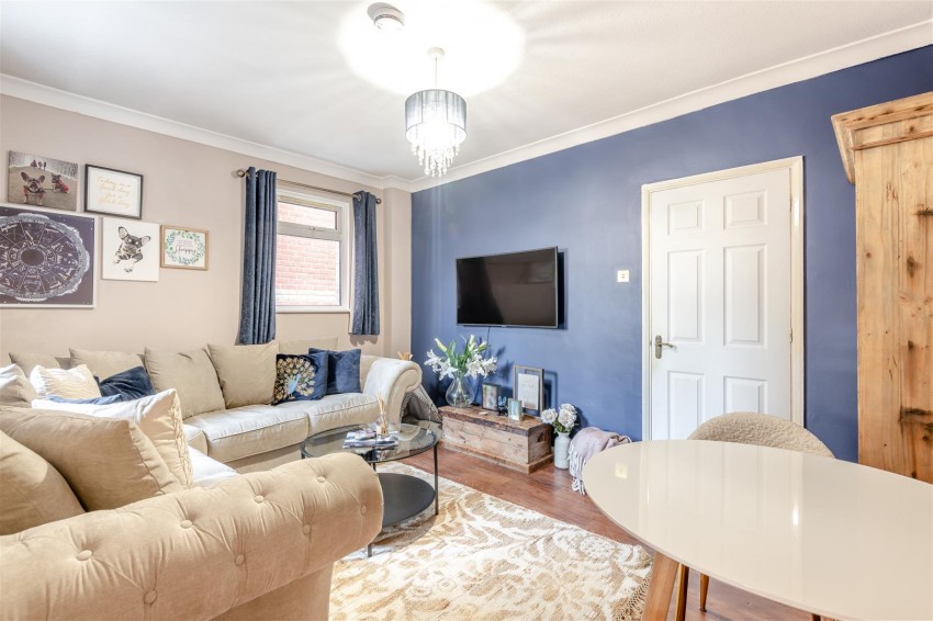 Images for 107 Malling Road, Snodland