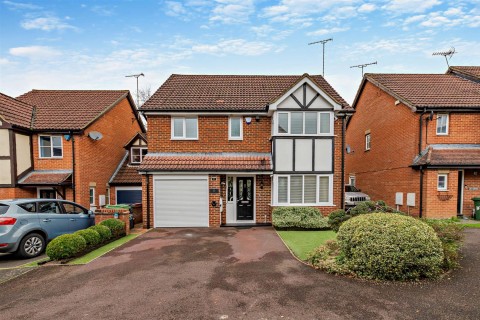 View Full Details for Chippendayle Drive, Harrietsham, Maidstone