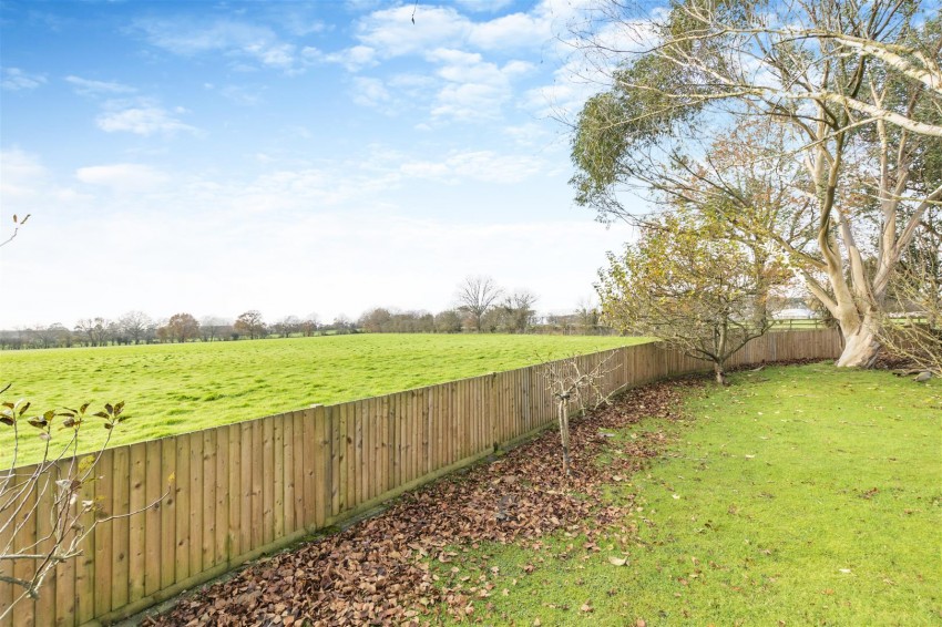 Images for Oaklands, Headcorn Road, Sutton Valance