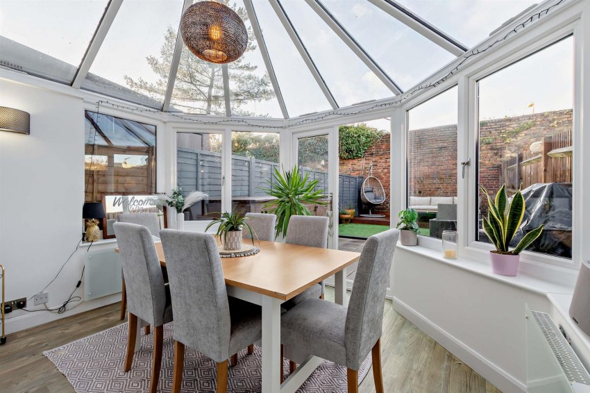 Images for Waterside Mews, Wateringbury, Maidstone