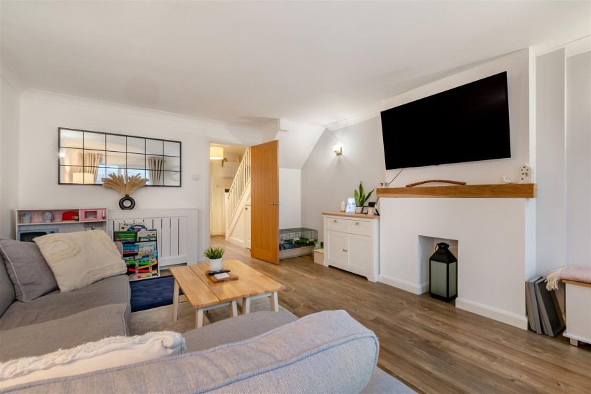 Images for Waterside Mews, Wateringbury, Maidstone