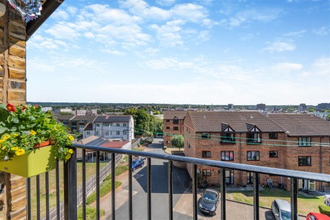 View Full Details for London Road, Maidstone