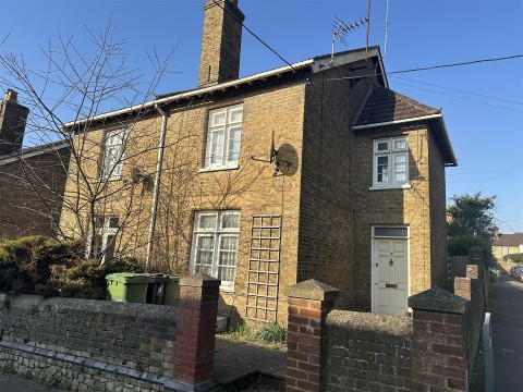 View Full Details for Bower Lane, Maidstone