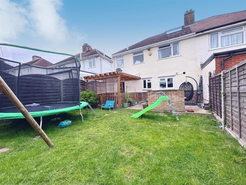 Images for Fernleigh Rise, Ditton, Aylesford