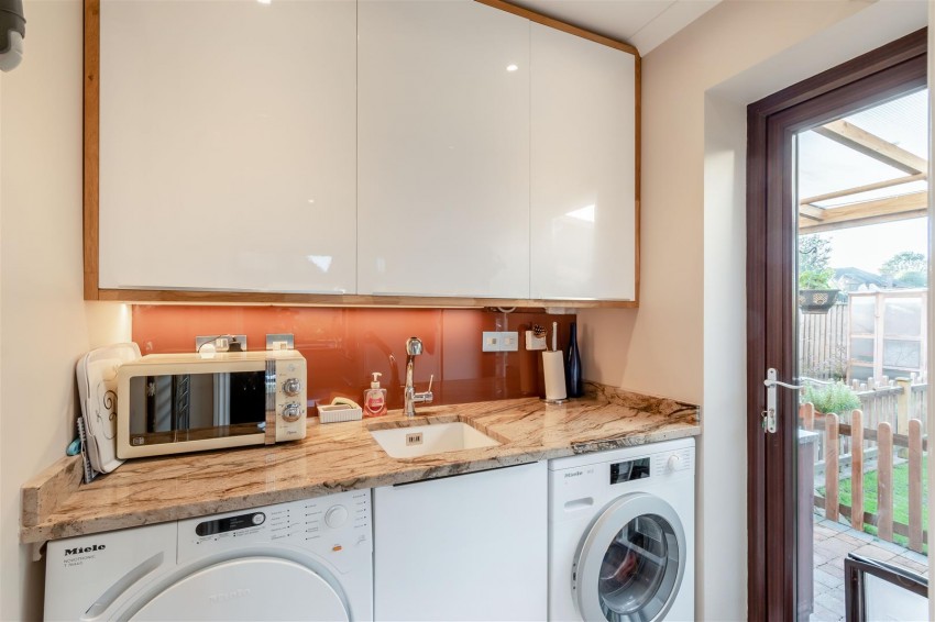 Images for Roman Close, Blue Bell Hill, Chatham