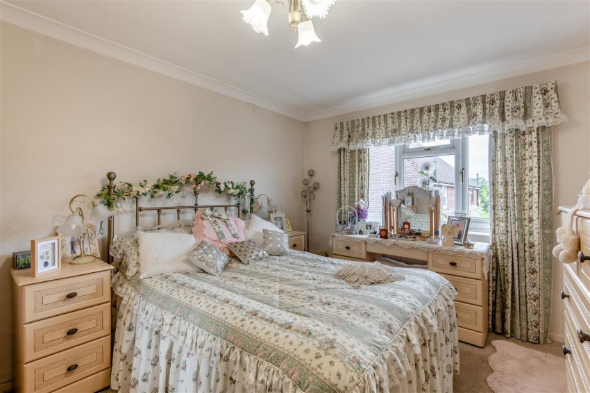 Images for Four Acres, East Malling, West Malling