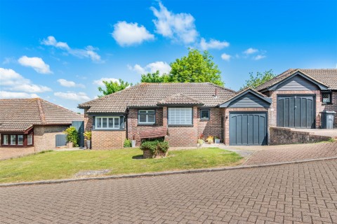 View Full Details for Caernarvon Drive, Maidstone