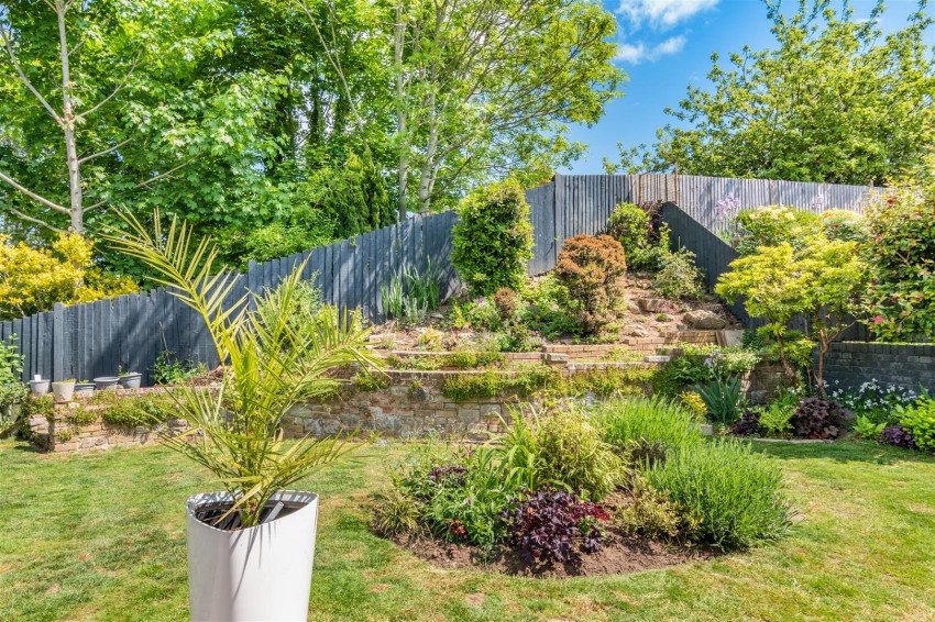 Images for Caernarvon Drive, Maidstone