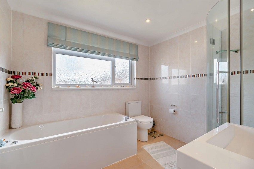 Images for Aviemore Gardens, Bearsted, Maidstone