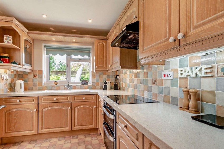 Images for Aviemore Gardens, Bearsted, Maidstone