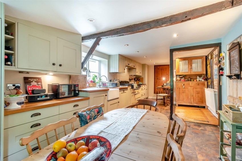 Images for Tonbridge Road, Wateringbury, Maidstone