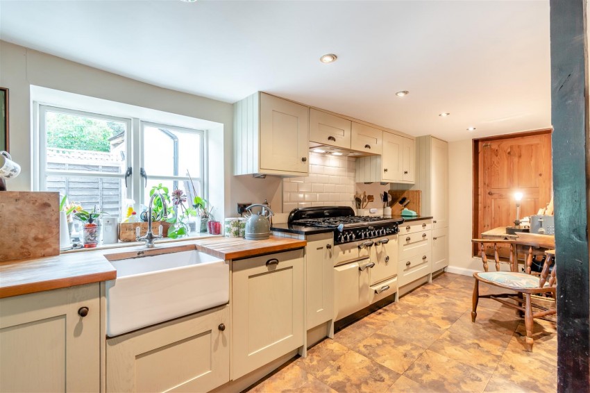 Images for Tonbridge Road, Wateringbury, Maidstone