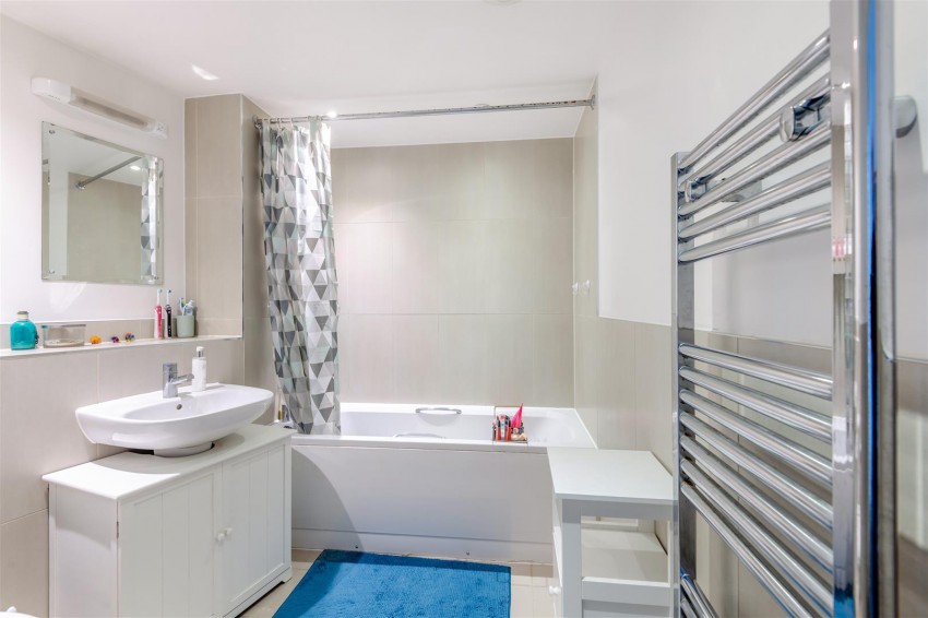 Images for Meridian Place, East Malling