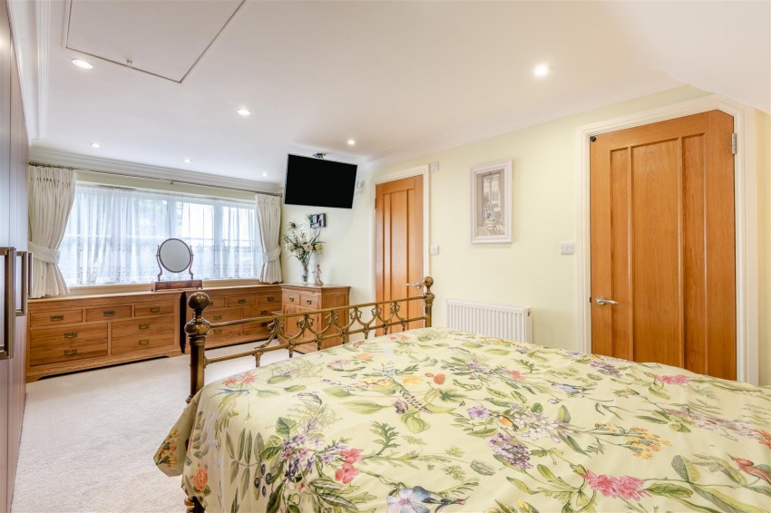 Images for Courtlands, Teston, Maidstone