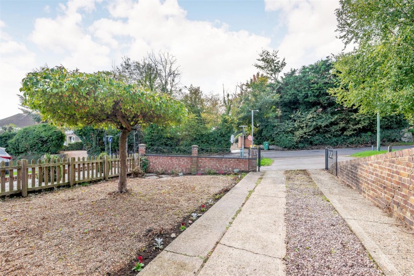 Images for Spot Lane, Bearsted, Maidstone