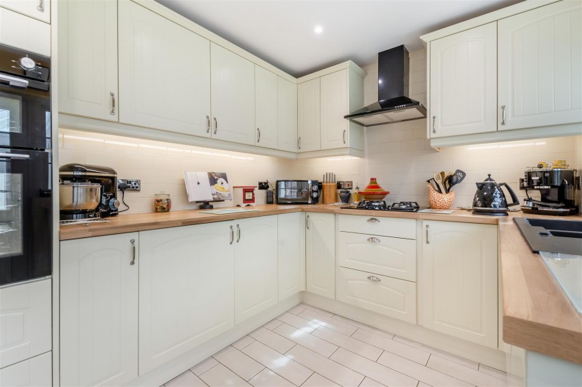 Images for Scott Close, Ditton