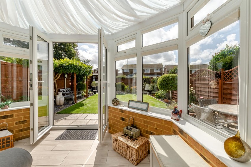 Images for Scott Close, Ditton