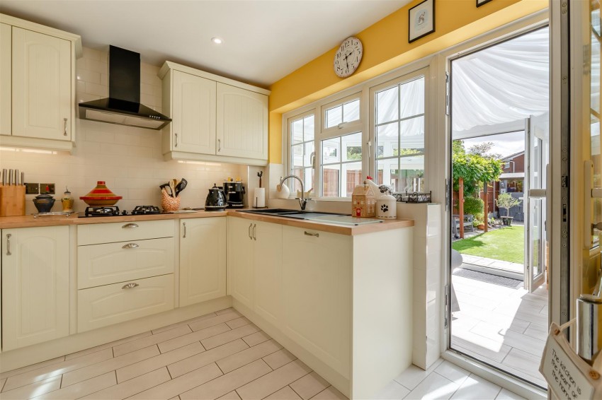 Images for Scott Close, Ditton