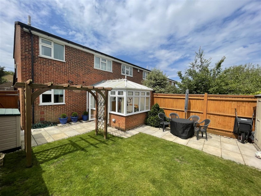 Images for Baywell, Leybourne