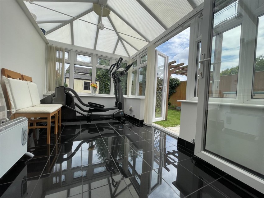 Images for Baywell, Leybourne