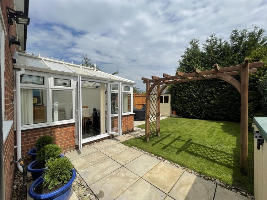 Images for Baywell, Leybourne