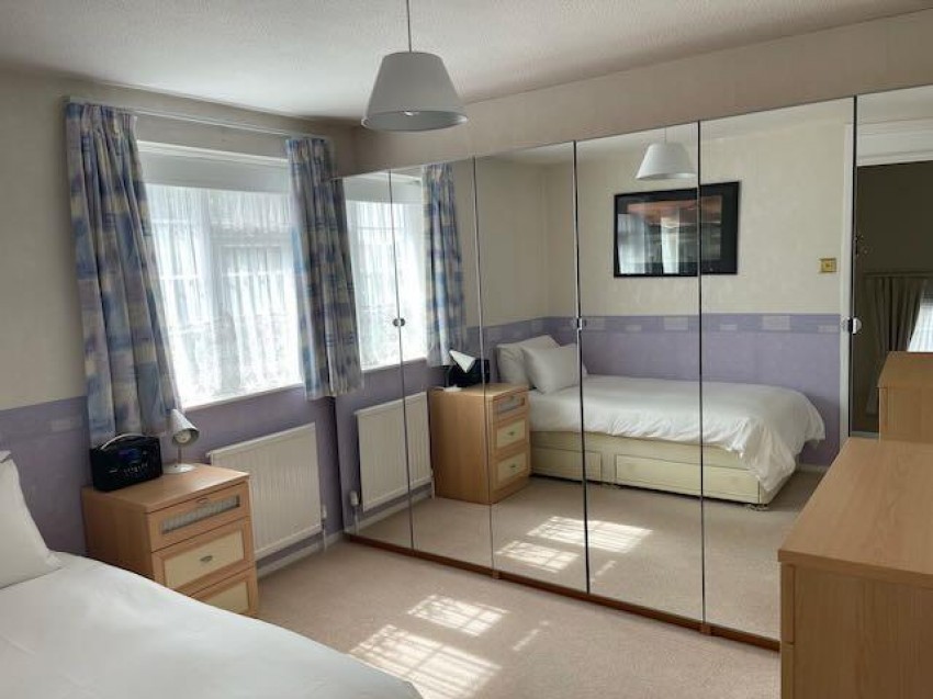 Images for Baywell, Leybourne