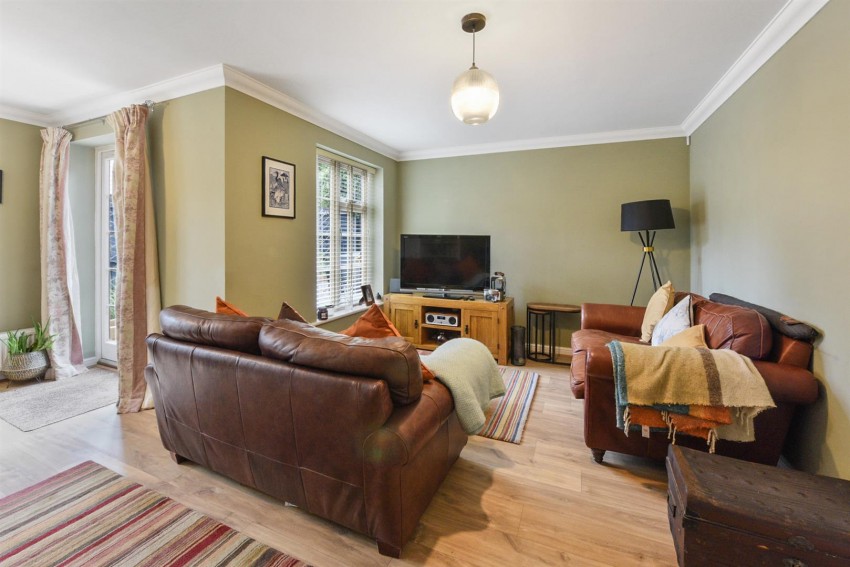 Images for Brenchley Mews, Charing