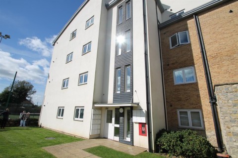 View Full Details for Melrose Close, Maidstone