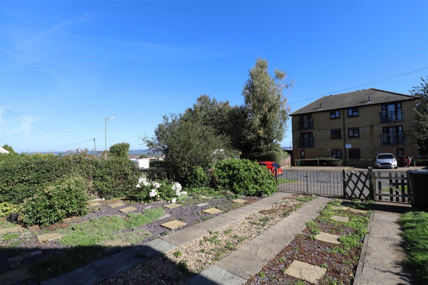 Images for Cumberland Avenue, Maidstone