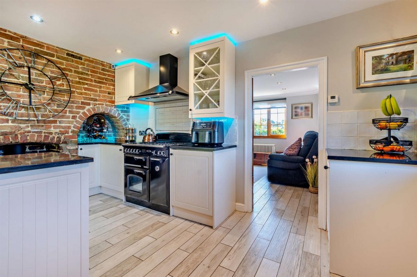 Images for Station Hill, East Farleigh, Maidstone