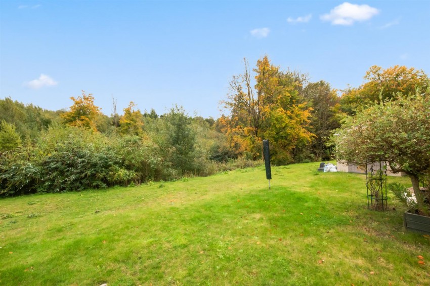 Images for Meadow View, Pilgrims Retreat, Harrietsham