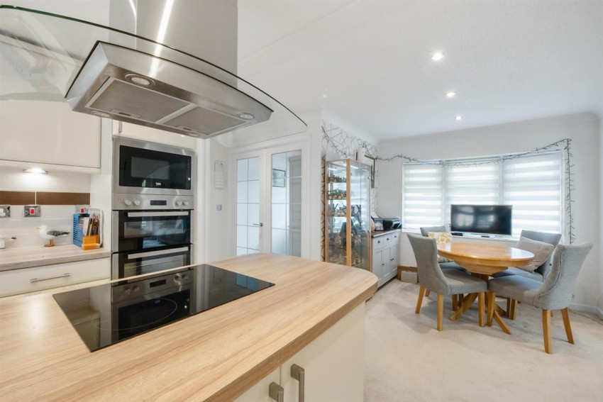 Images for Meadow View, Pilgrims Retreat, Harrietsham