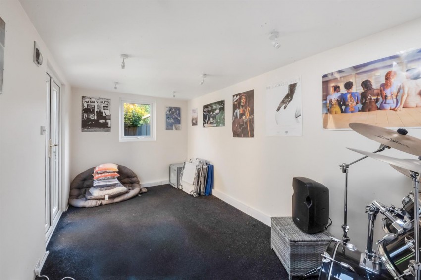 Images for Granary Close, Weavering, Maidstone