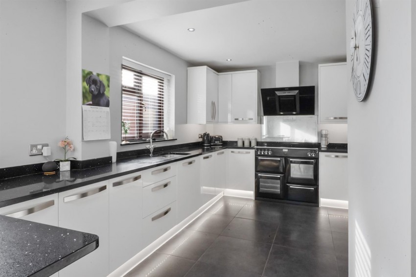 Images for Granary Close, Weavering, Maidstone