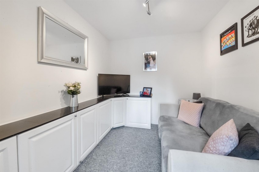 Images for Granary Close, Weavering, Maidstone