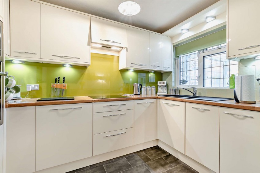 Images for Ellenswood Close, Downswood