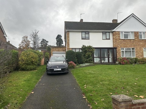 View Full Details for Cobham Close, Maidstone