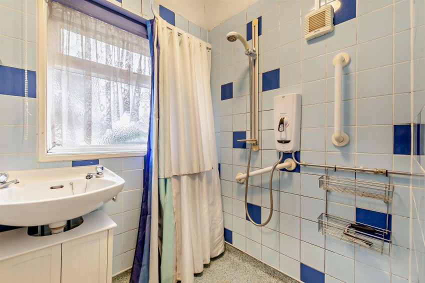 Images for Lincoln Road, Maidstone