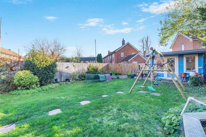 Images for Elm Crescent, East Malling, West Malling