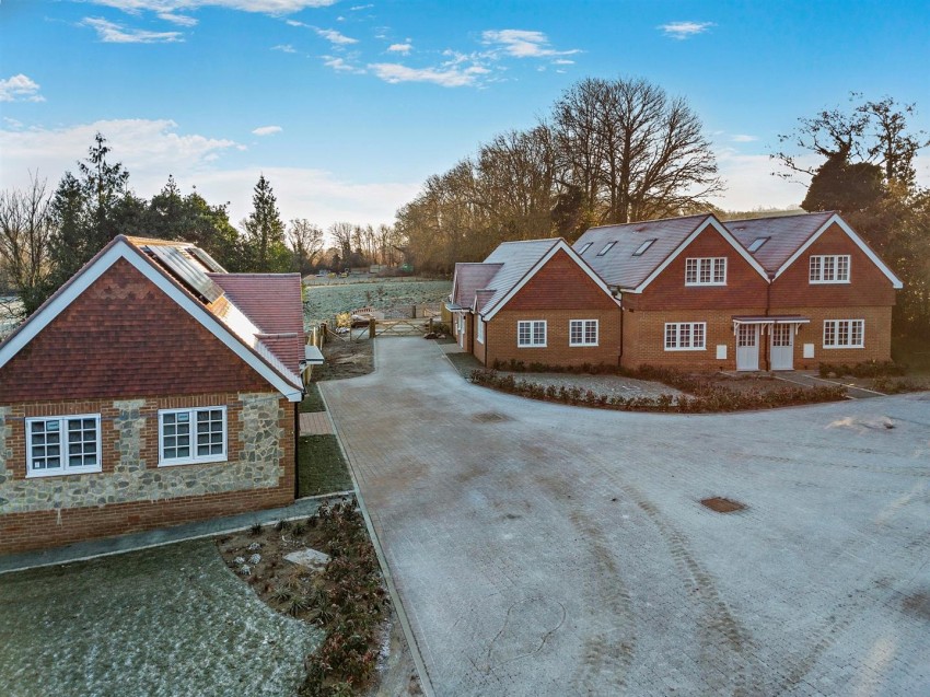 Images for Charlton Lane, West Farleigh, Maidstone