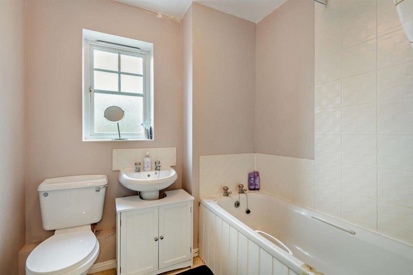 Images for Lacock Gardens, Maidstone