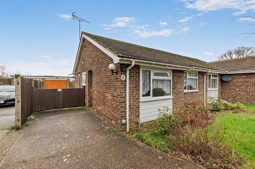 Images for Holly Tree Close, Kingswood