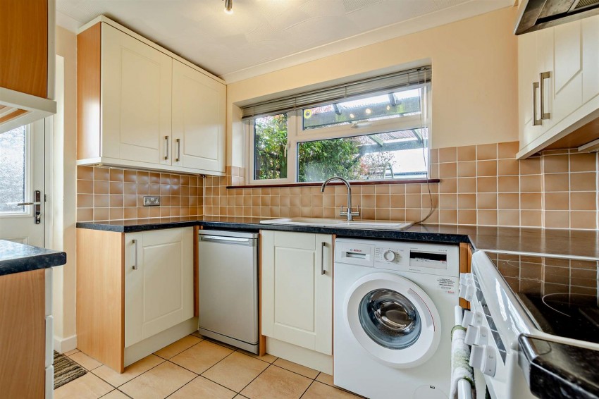 Images for Holly Tree Close, Kingswood