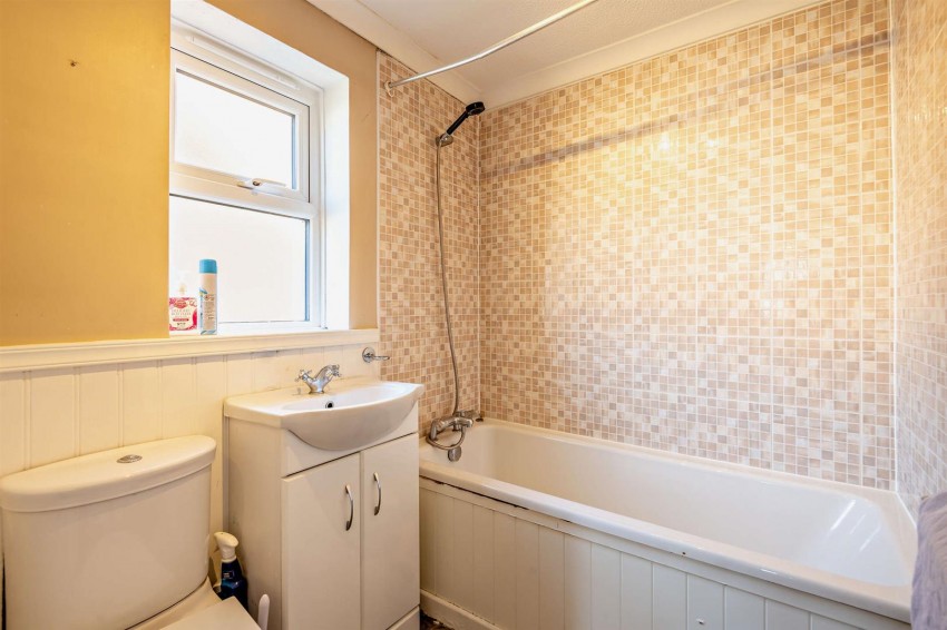 Images for Horseshoe Close, Weavering, Maidstone