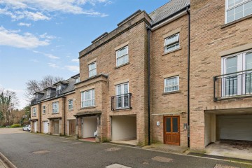 image of Apartment 3, Yorke House, The Chimes