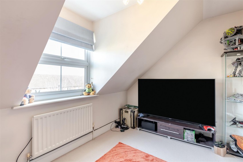 Images for The Lakes, Larkfield, Aylesford