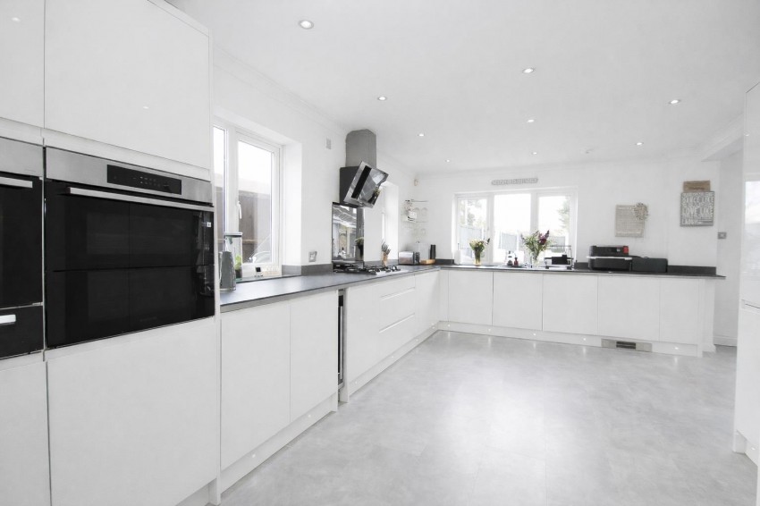 Images for Willow Road, Larkfield, Aylesford