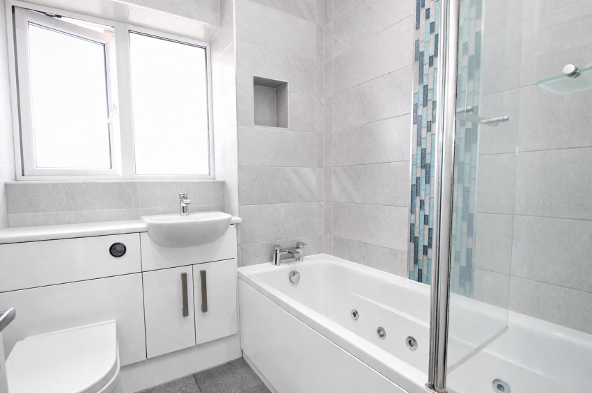 Images for Willow Road, Larkfield, Aylesford